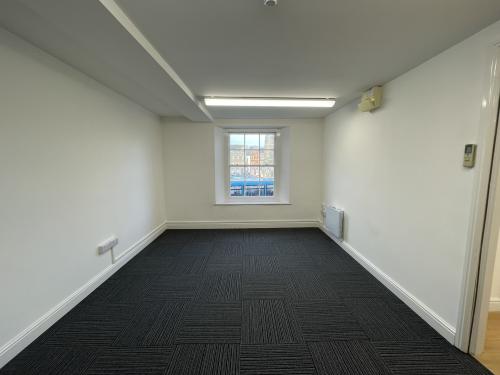 41 Market Place, Richmond, DL10