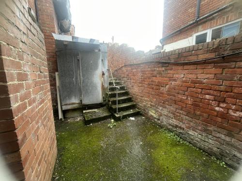 325 North Road, Darlington, DL1