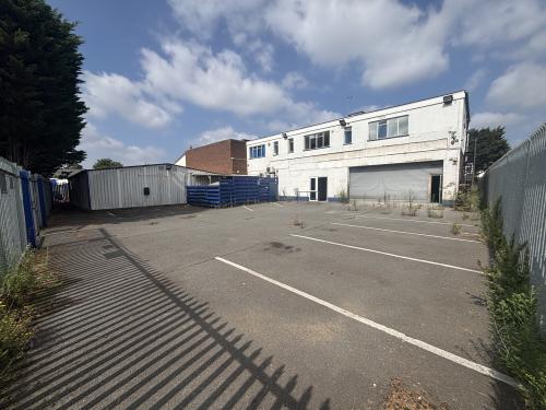Office, 4 Covent Garden Close, Luton, LU4