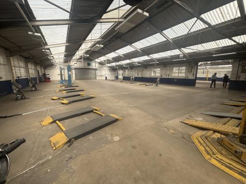Office, 4 Covent Garden Close, Luton, LU4