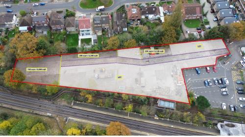 Field End Road, Station Yard, Eascote, HA5