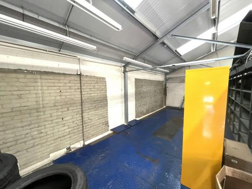 26A Stephenson Way, Crawley, RH10