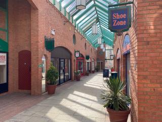 Bell Centre, 13 Nottingham Street, Melton Mowbray, LE13