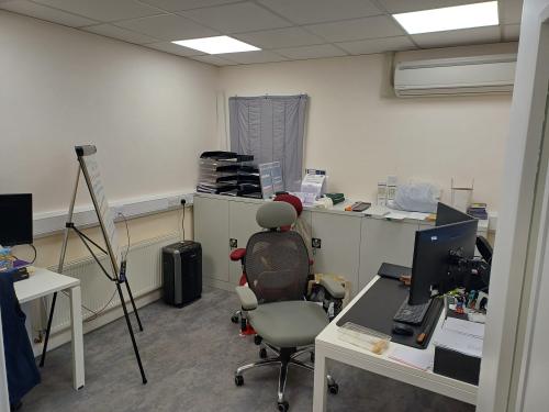Peerglow Estate, 7 Queensway, Enfield, EN3