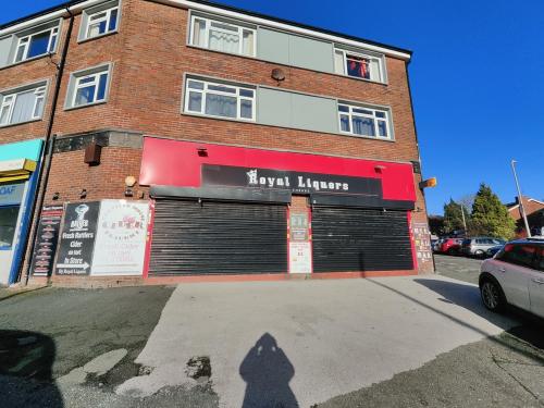 330 Pound Road, Oldbury, B68