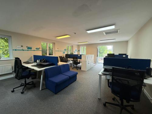 Unit 1 Dolphin House, Abbas Business Centre, Main Road, Itchen Abbas, Winchester, SO21