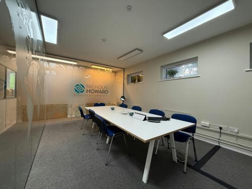 Unit 1 Dolphin House, Abbas Business Centre, Main Road, Itchen Abbas, Winchester, SO21
