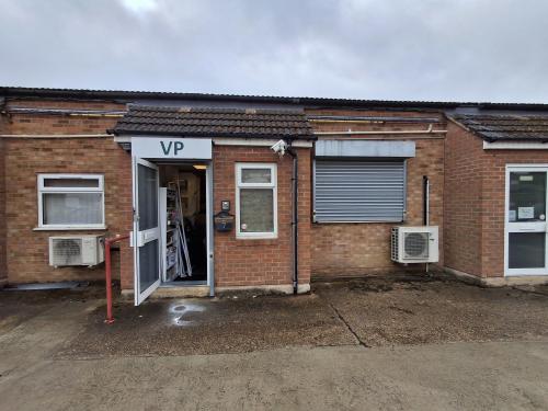 Unit 7, 106A Bedford Road, Wootton, Bedford, MK43