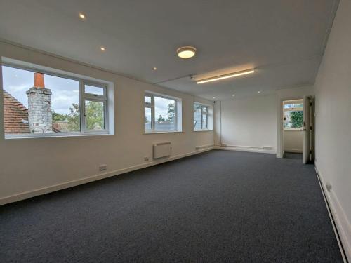35A High Street, Bookham Leatherhead, KT23