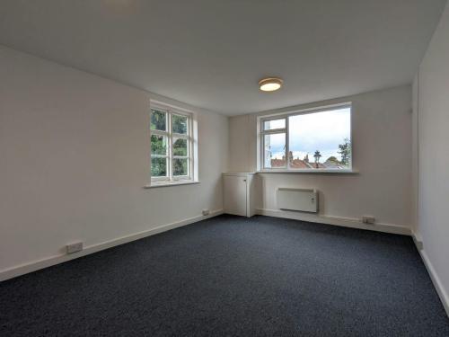 35A High Street, Bookham Leatherhead, KT23