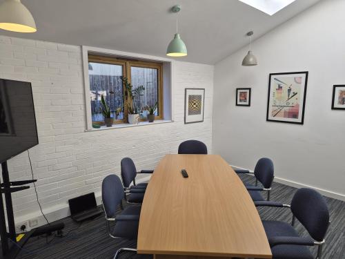 Unit 1 & 2 The Old Dairy, Great Danegate, Eridge Green, Tunbridge Wells, TN3