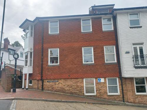 Eridge House, Coach & Horses Passage The Pantiles, Tunbrige Wells, Kent, TN2