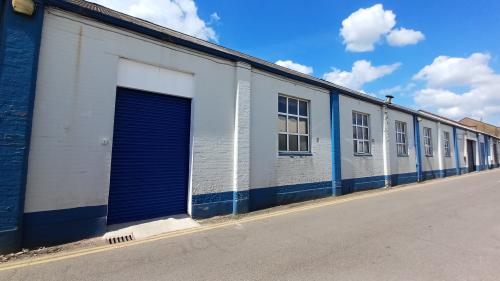 Unit 21A (i), Britannia Estate, Leagrave Road, Luton, LU3