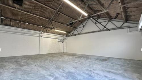 Unit 21A (i), Britannia Estate, Leagrave Road, Luton, LU3