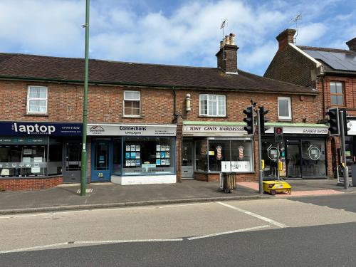 27 Sussex Road, Haywards Heath, RH16