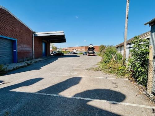Unit 8B, Arnhem Road, Newbury, RG14