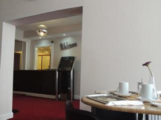 44/46 WHITE HOUSE HOTEL, Hull Road, Blackpool, FY1