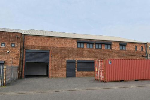 42 Aden Road, Enfield, EN3