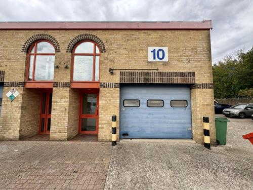 Unit 10, Mill Farm Business Park, Millfield Road, Hounslow, TW4