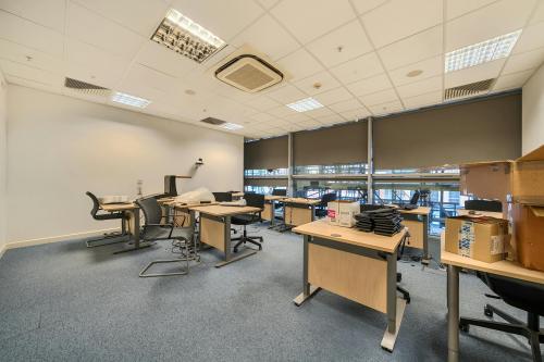 52-58 Commercial Road, Aldgate, London, E1