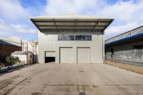 Unit 10 & 11, Kelvin Industrial Estate, Long Drive, Greenford, UB6