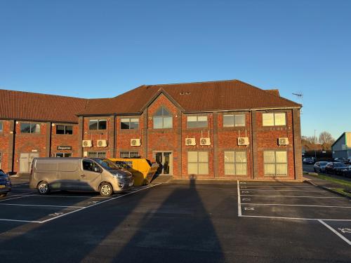 2 & 4 Salisbury House, Wheatfield Way, Hinckley, LE10