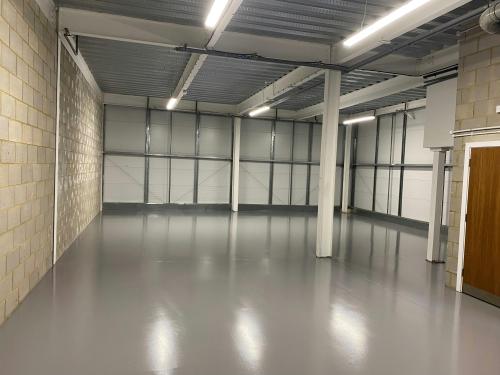 Units 3 & 4 Trade City, Brooklands Business Park, Avro Way, Weybridge, KT13