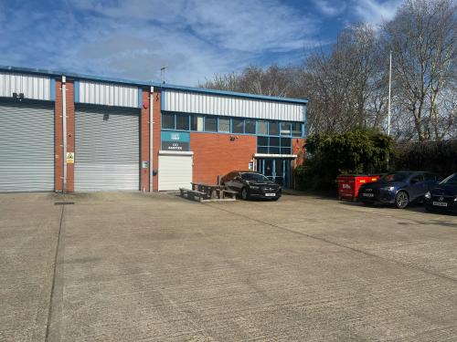 Unit 19, Lockwood Industrial Park, Tottenham, London, N17