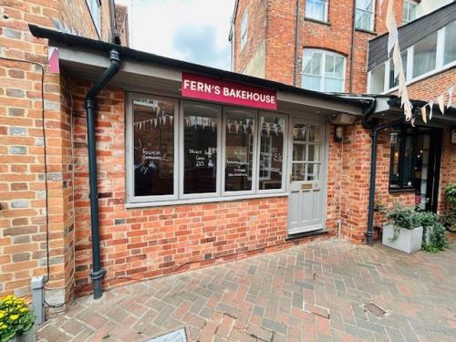 9 Inch's Yard, Market Street, Newbury, RG14