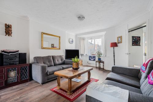 14 Masefield Way, Eye, Royston, SG8