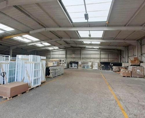 Unit 4, 434 London Road, West Thurrock, RM20