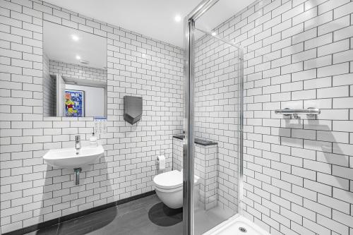 61-63 Rochester Place, Camden, London, NW1