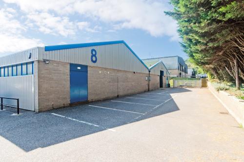 Unit 8-10, Harnham Trading Estate, Harnham Trading Estate, Salisbury, SP2
