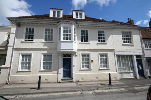 24 St Edmunds Church Street, Salisbury, SP1