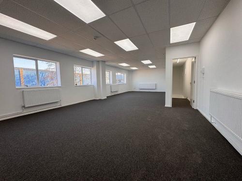 Unit 9, Gateway Trading Estate, Hythe Road, White City, London, NW10
