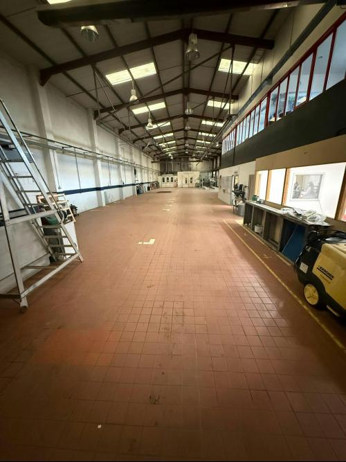 Body Shop Premises & Yard, 126-130 Holbrook Lane, Coventry, CV6