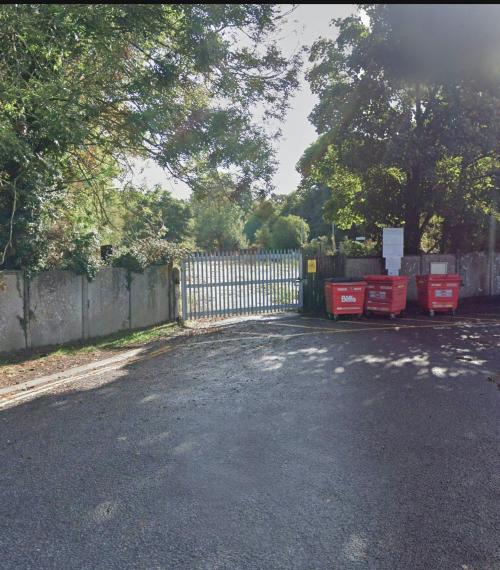 1 Acre, The Grove, Ashford, TN27