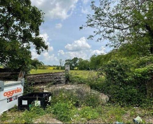 1 Acre, The Grove, Ashford, TN27
