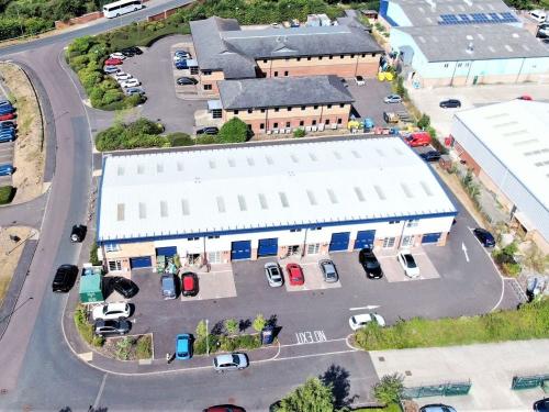 Unit 12, Glenmore Business Park, Kidlington, OX5