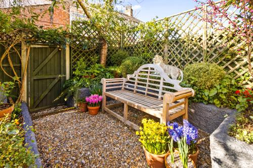 28 Beech Avenue, Garden Village, Hull, HU8