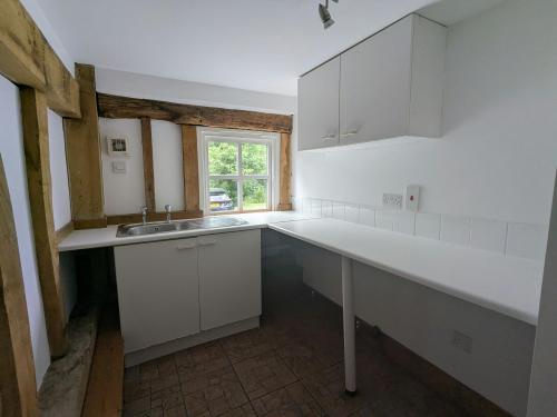 Unit 6 Ockley Court, Coles Lane, Ockley, RH5