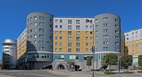 2, Station Court, Townmead Road, Imperial Wharf, London, SW6