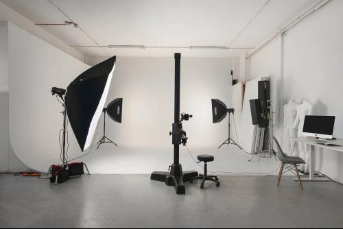 Studio 320 Netil House, Westgate Street, Dalston, London, E8