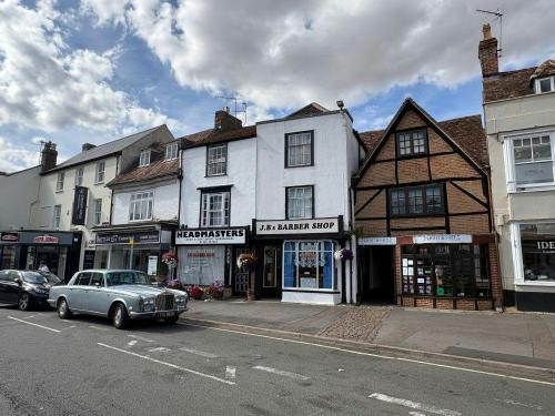 18 Market Square, Bicester, OX26