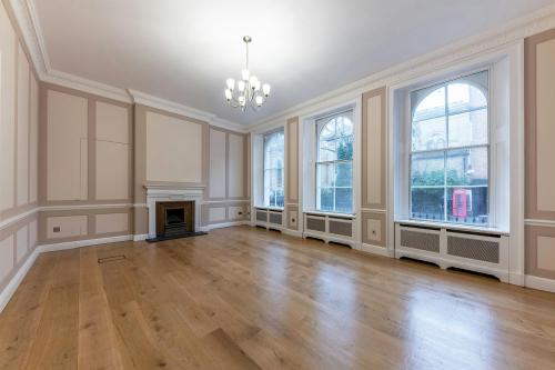 1 Hobart Place, Belgravia, London, SW1W