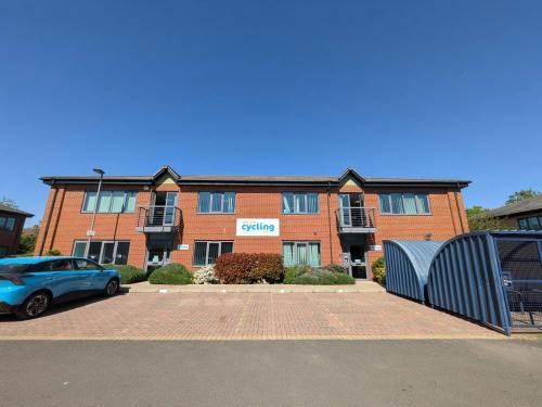 Units 20-22, Parklands, Railton Road, Guildford, GU2