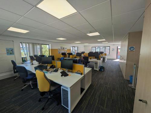 Units 20-22, Parklands, Railton Road, Guildford, GU2
