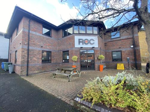 Unit C Faraday Court, Faraday Road, Crawley, RH10