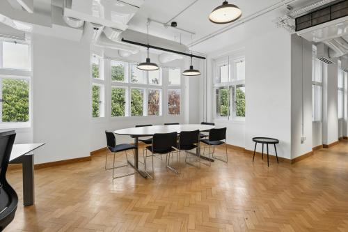 Belsyre Court, 57 Woodstock Road, Oxford, OX2