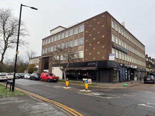 Northside House, Mount Pleasant, Barnet, EN4